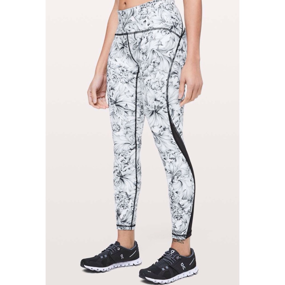 Lululemon | Floral | Train Times | Leggings |  25" inseam | Size 10